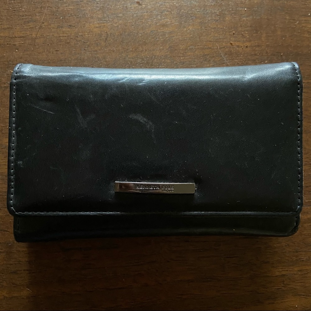 Kenneth Cole Black Leather Trifold Wallet